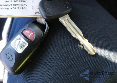 2017 Hyundai Elantra Se from USA, damaged, VIN 5NPD84LFXHH118122